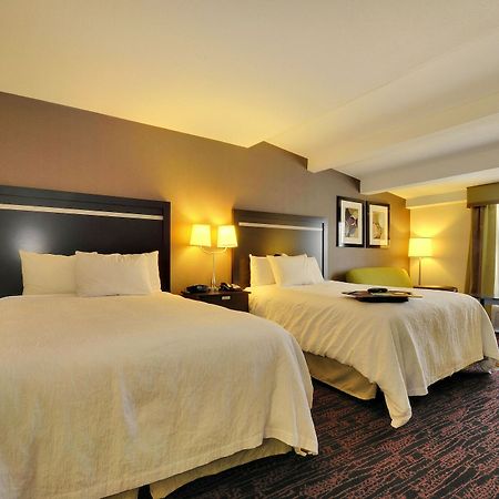 Hampton Inn Jericho - Westbury Exterior foto