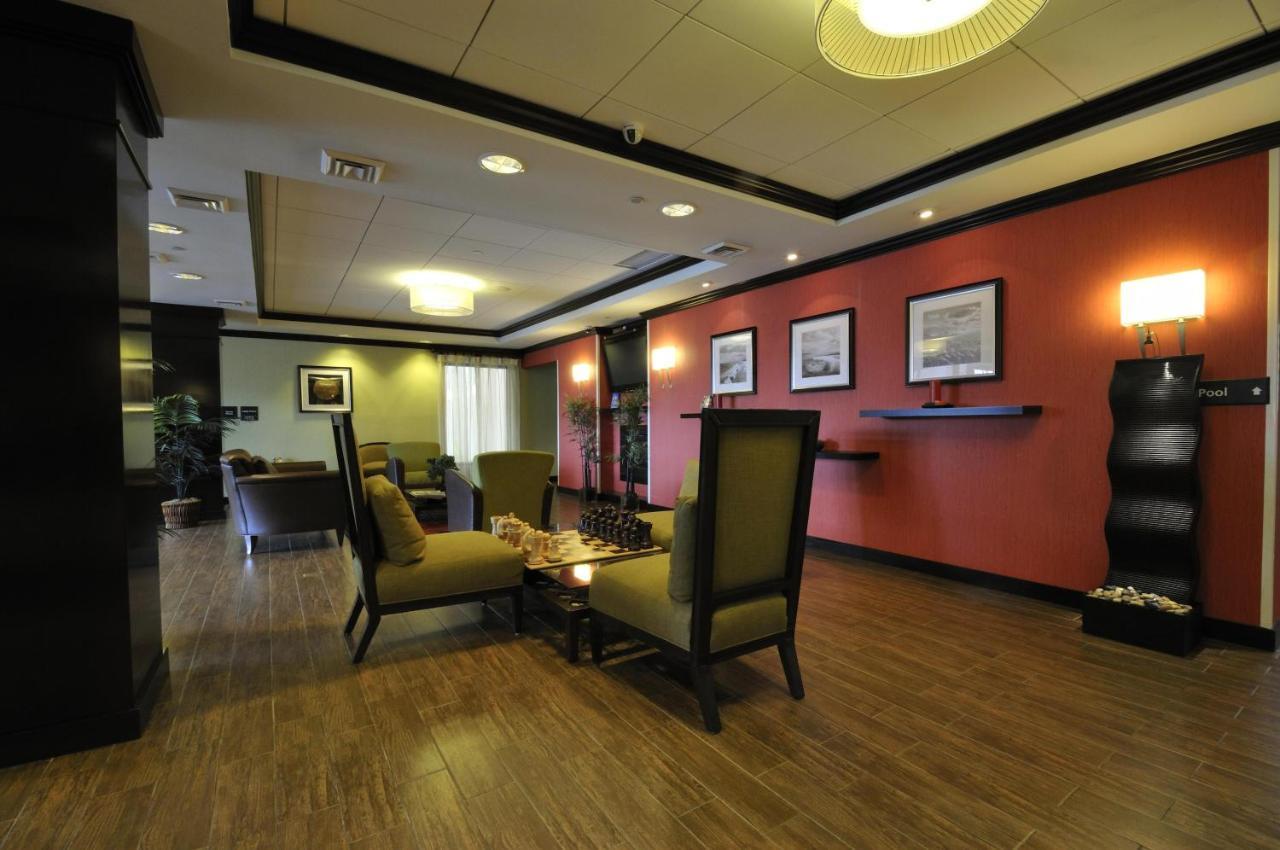 Hampton Inn Jericho - Westbury Exterior foto