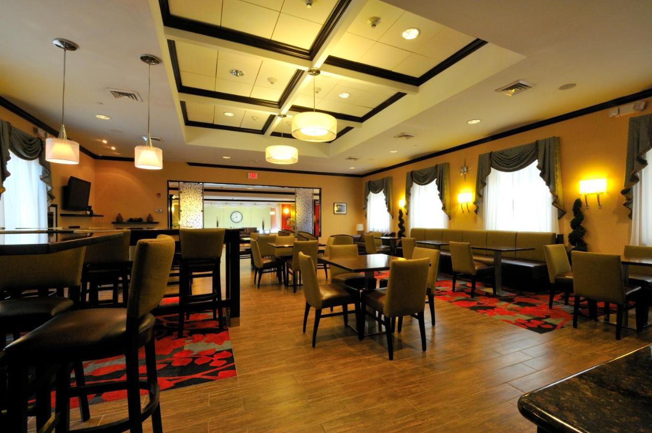 Hampton Inn Jericho - Westbury Exterior foto