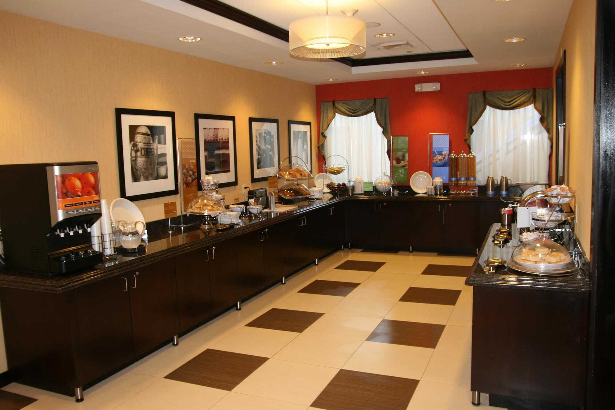 Hampton Inn Jericho - Westbury Exterior foto