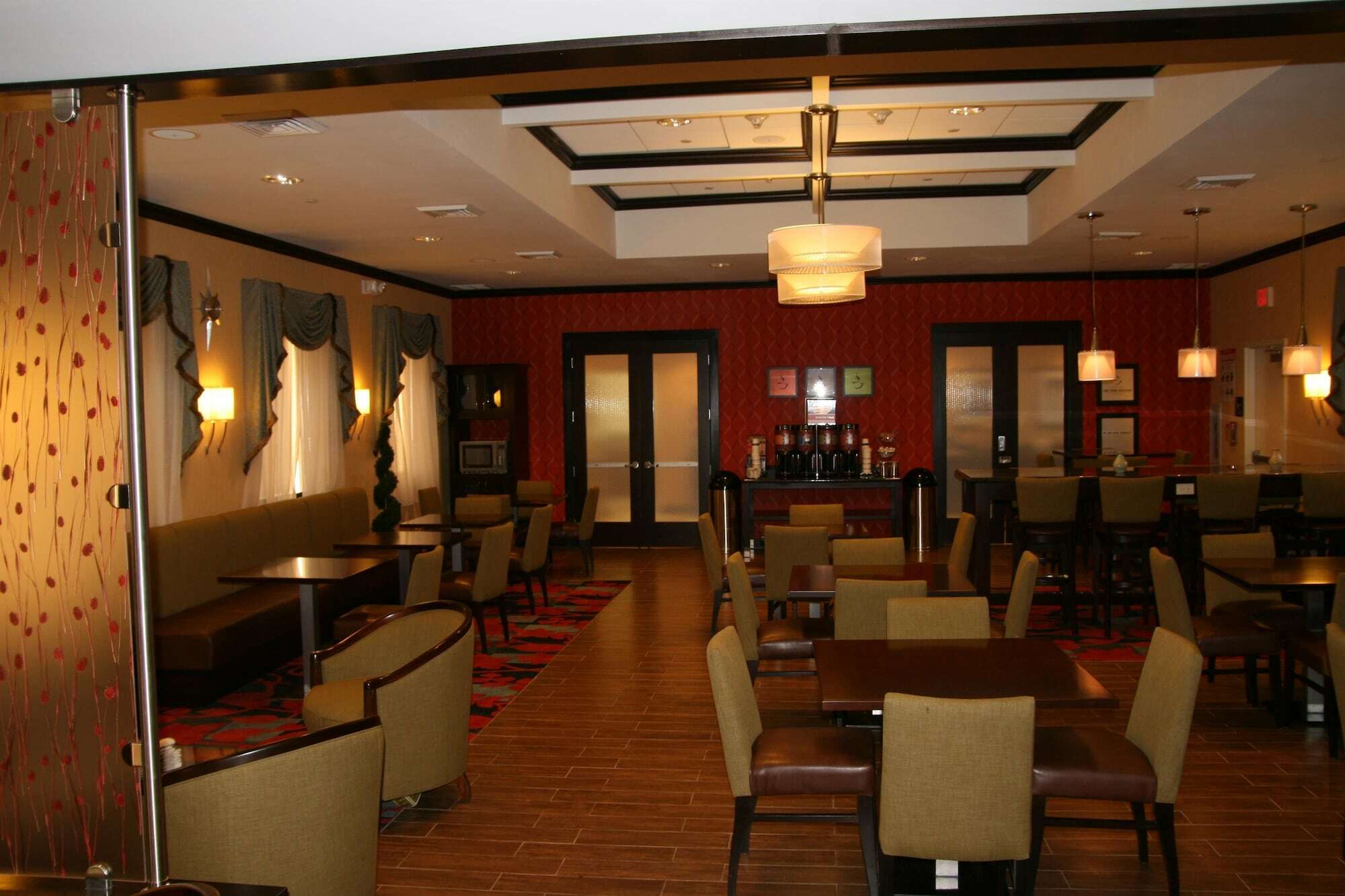 Hampton Inn Jericho - Westbury Restaurant foto